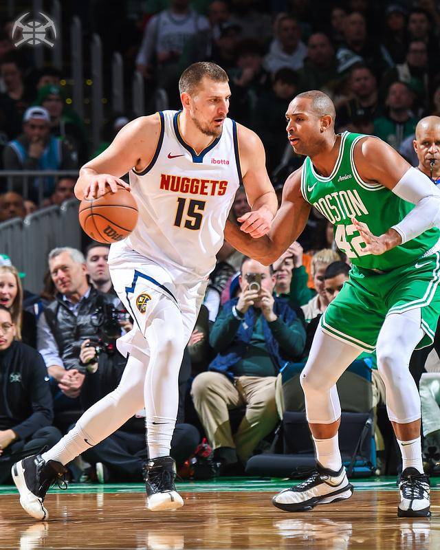 塔图姆连续三场比赛得分超过问鼎冠军，湖人挑战极限！